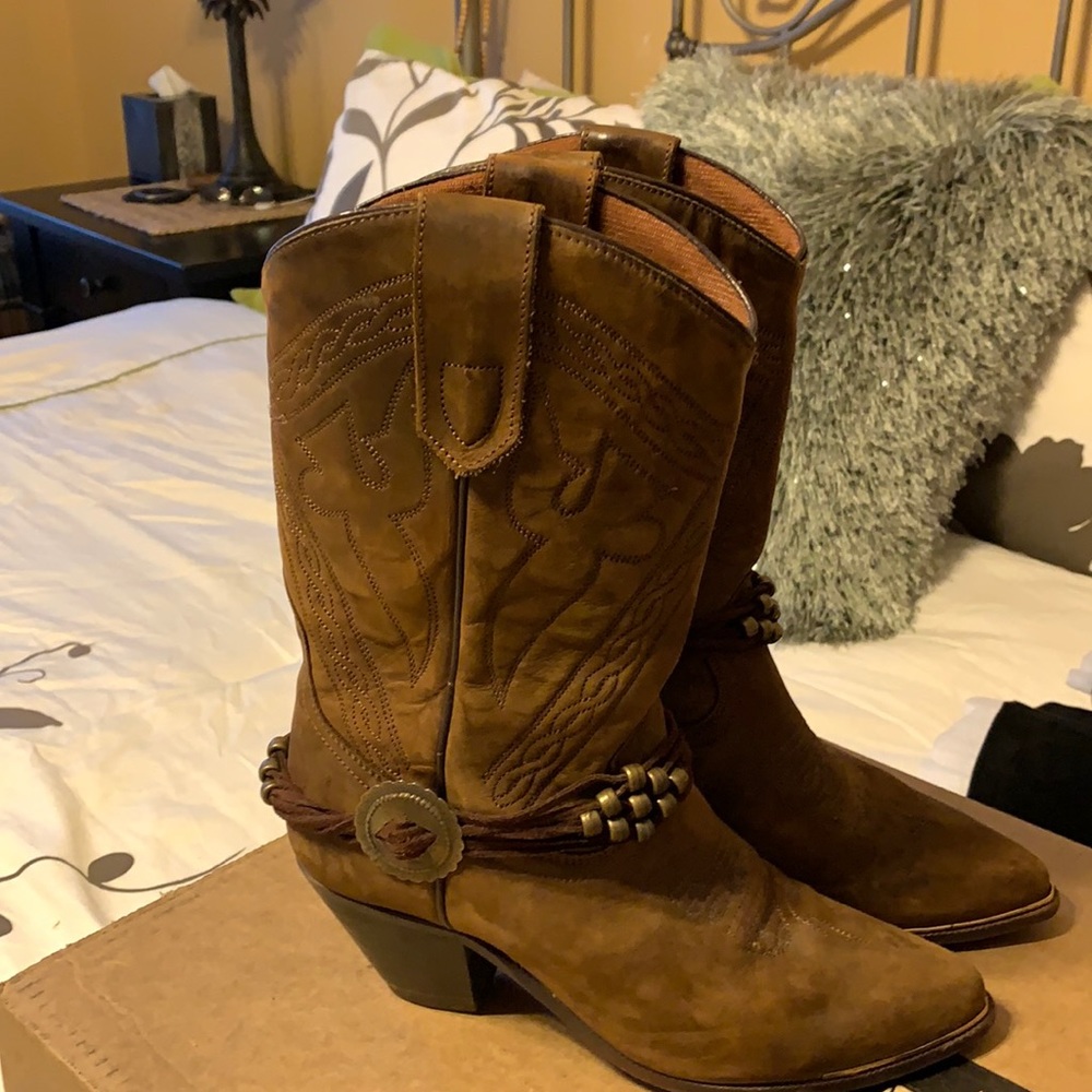 Cowboy boots size 6 1/2
